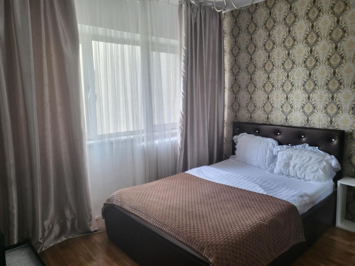 Apartament Cu 3 Camere Chiar In Inima Capitalei ブカレスト エクステリア 写真