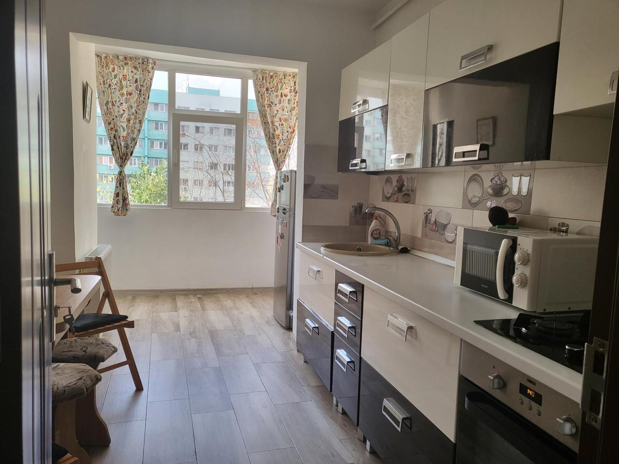 Apartament Cu 3 Camere Chiar In Inima Capitalei ブカレスト エクステリア 写真